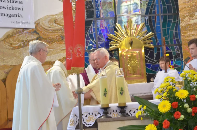 Ksiądz Kanonik Józef Brzozowski złoty jubileusz kapłaństwa Parafia Poniatowa