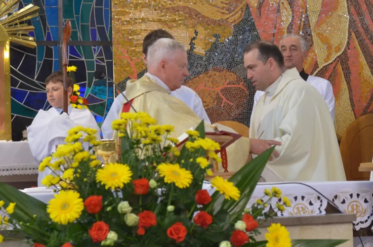 Ksiądz Kanonik Józef Brzozowski złoty jubileusz kapłaństwa Parafia Poniatowa