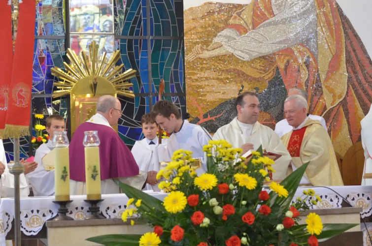 Ksiądz Kanonik Józef Brzozowski złoty jubileusz kapłaństwa Parafia Poniatowa