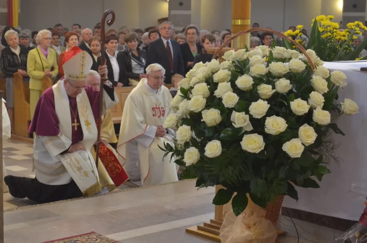 Ksiądz Kanonik Józef Brzozowski złoty jubileusz kapłaństwa Parafia Poniatowa