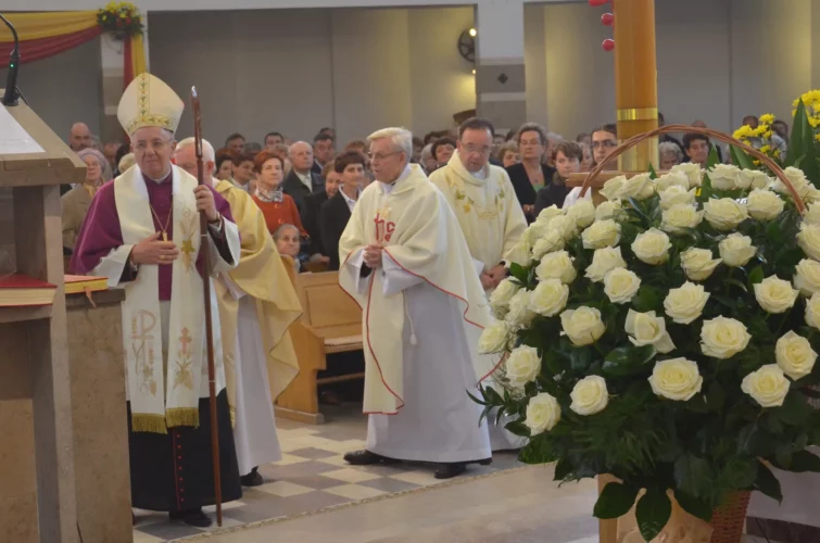 Ksiądz Kanonik Józef Brzozowski złoty jubileusz kapłaństwa Parafia Poniatowa