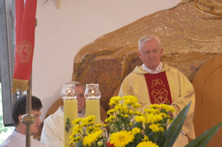 Ksiądz Kanonik Józef Brzozowski złoty jubileusz kapłaństwa Parafia Poniatowa