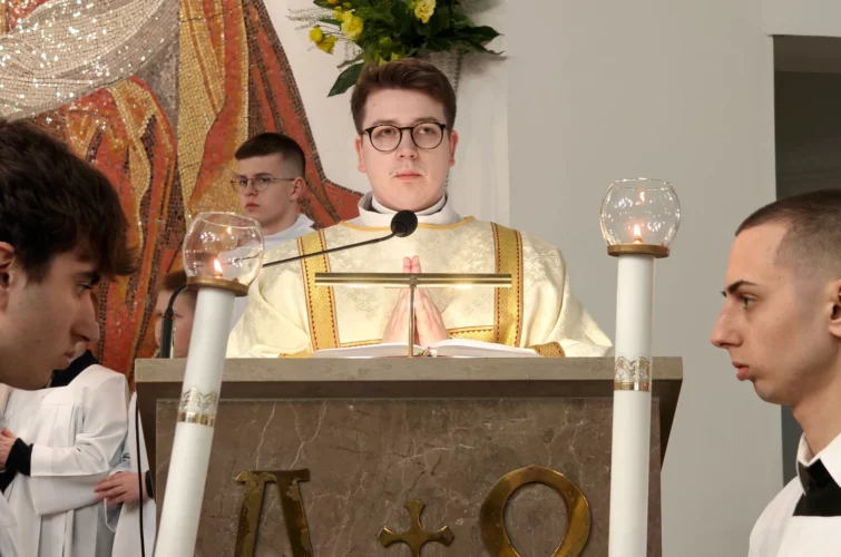 Rezurekcja 2026 Msza Święta procesja rezurekcyjna Niedziela Wielkanocna Zmartwychwstanie Pańskie Wielkanoc 2026 Parafia Poniatowa foto 15