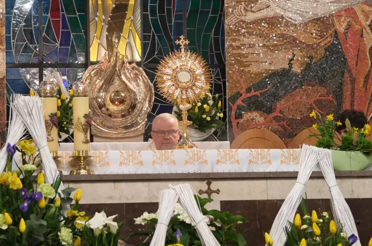Wielka Sobota 2026 Wigilia Paschalna liturgia Msza Święta Triduum Paschalne 2026 Parafia Poniatowa foto 44
