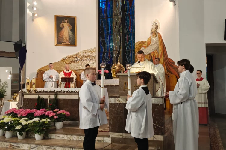 Wielki Czwartek 2026 uroczysta msza święta Eucharystia Kapłaństwo Triduum Paschalne 2026 Parafia Poniatowa foto 10