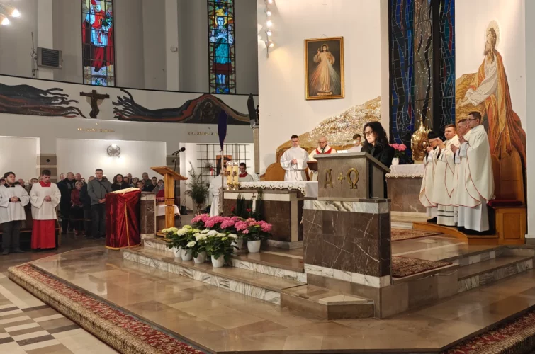 Wielki Czwartek 2026 uroczysta msza święta Eucharystia Kapłaństwo Triduum Paschalne 2026 Parafia Poniatowa foto 19