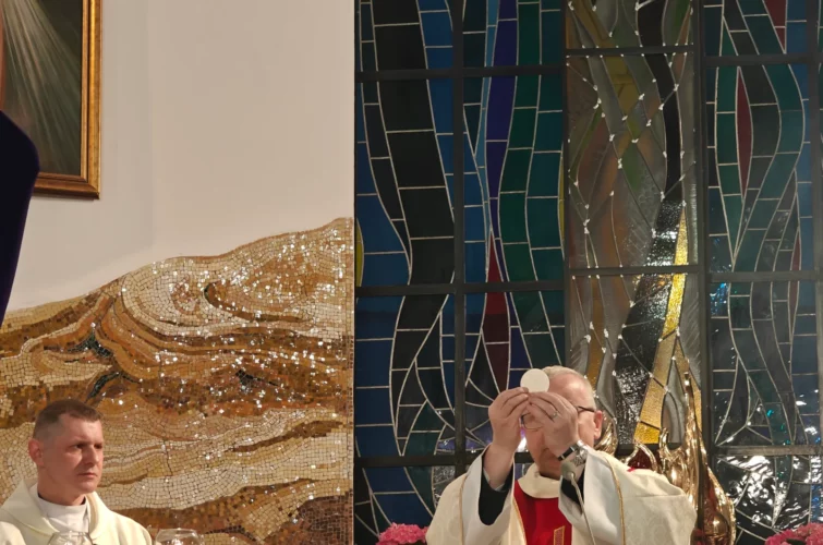 Wielki Czwartek 2026 uroczysta msza święta Eucharystia Kapłaństwo Triduum Paschalne 2026 Parafia Poniatowa foto 22
