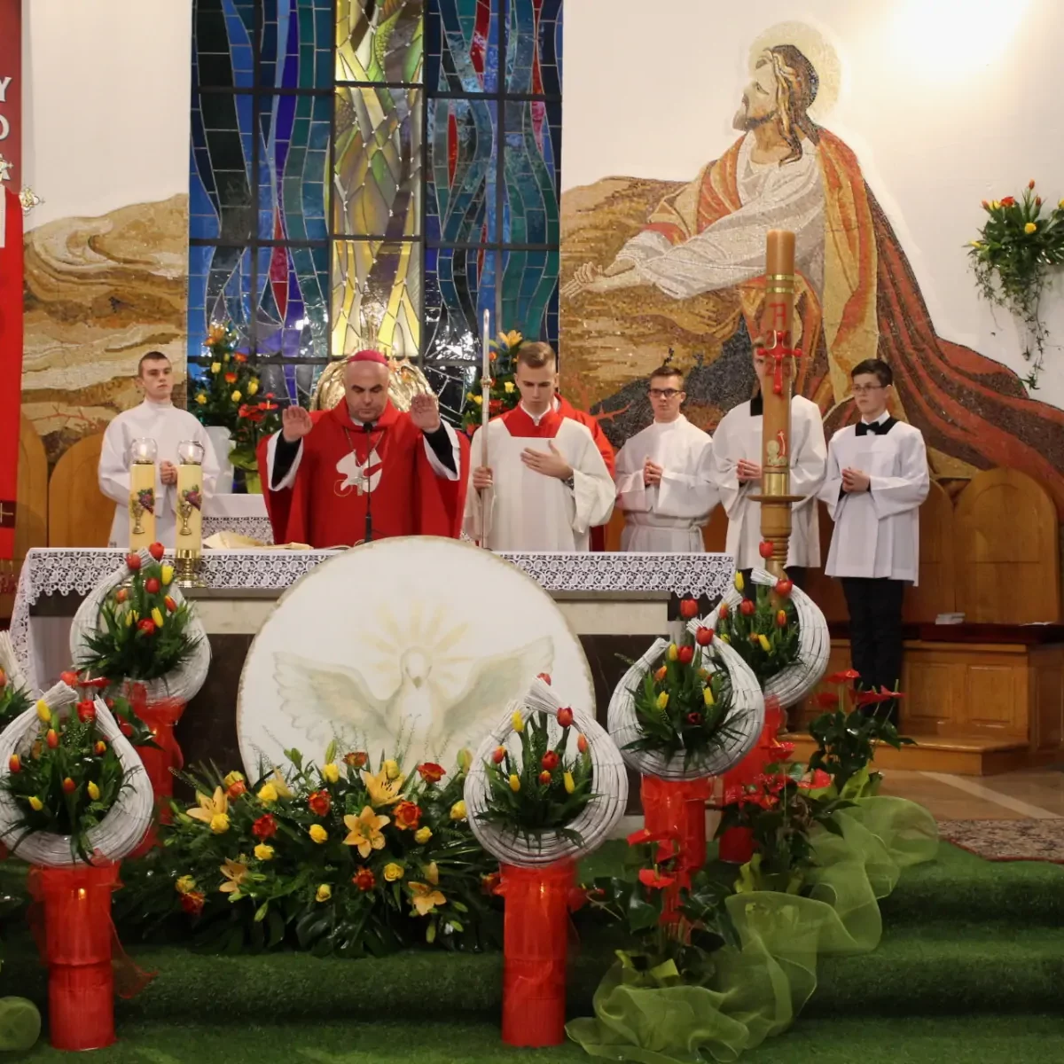 Bierzmowanie 2023 sakrament bierzmowania Biskup Adam Bab msza święta Parafia Poniatowa foto 12